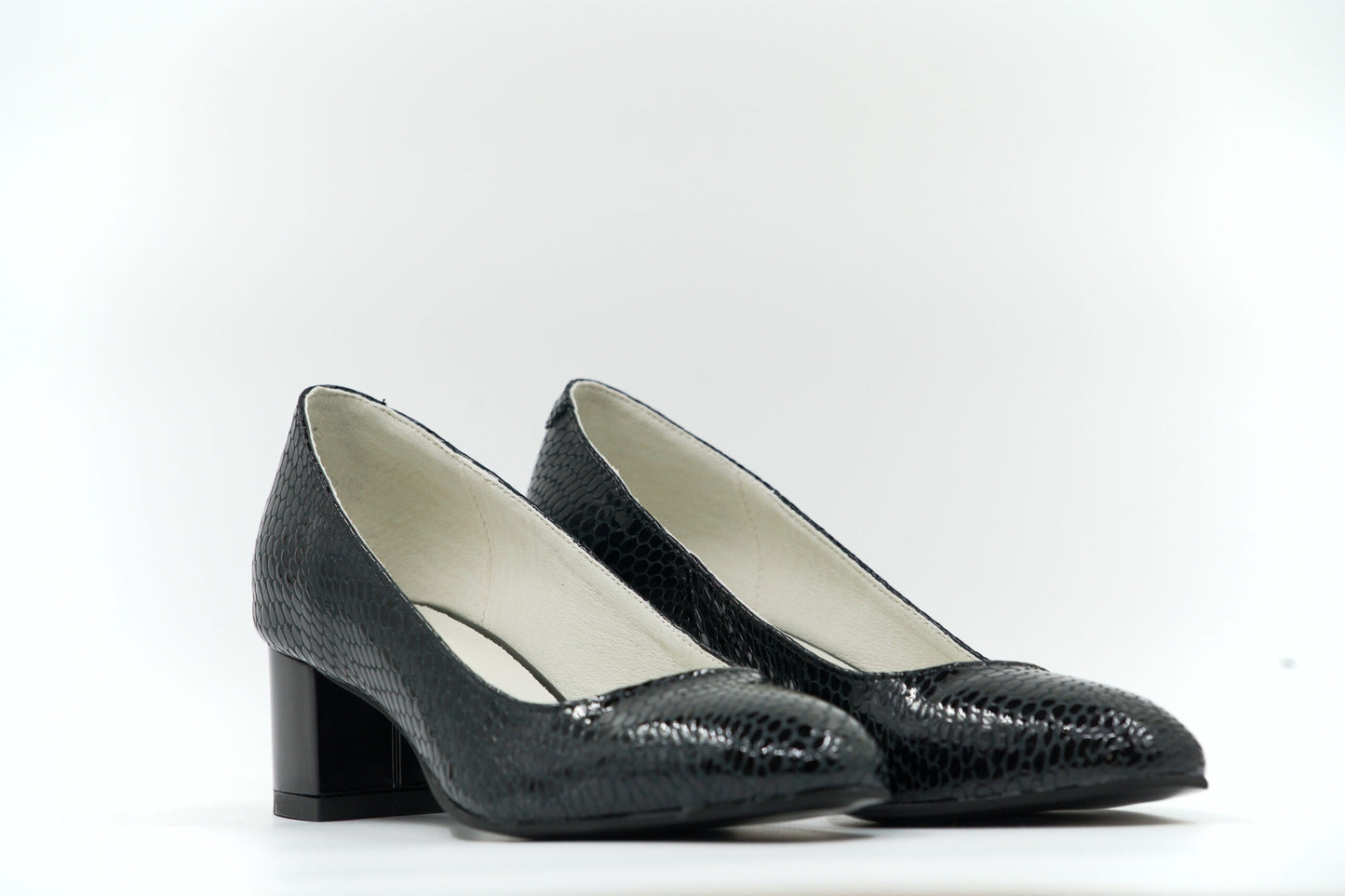 Pantofi de damă din piele naturală Galarieli Harmonia