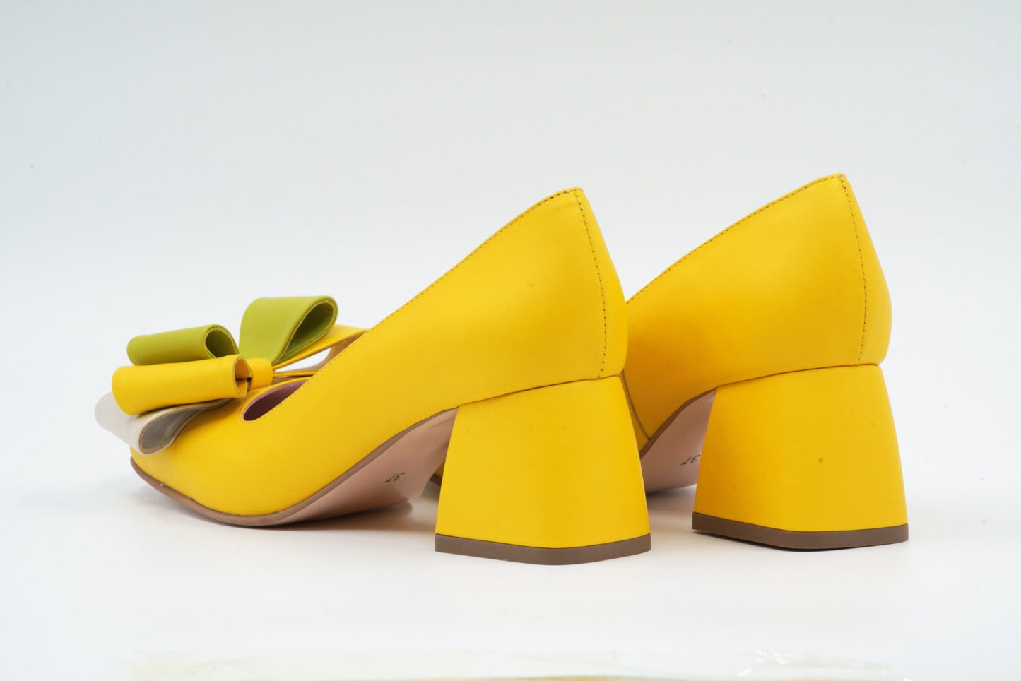 Pantofi de damă din piele naturală Galarieli Aine