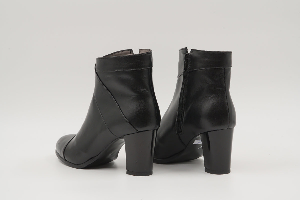 Ghete de dama din piele naturala Galarieli Electra