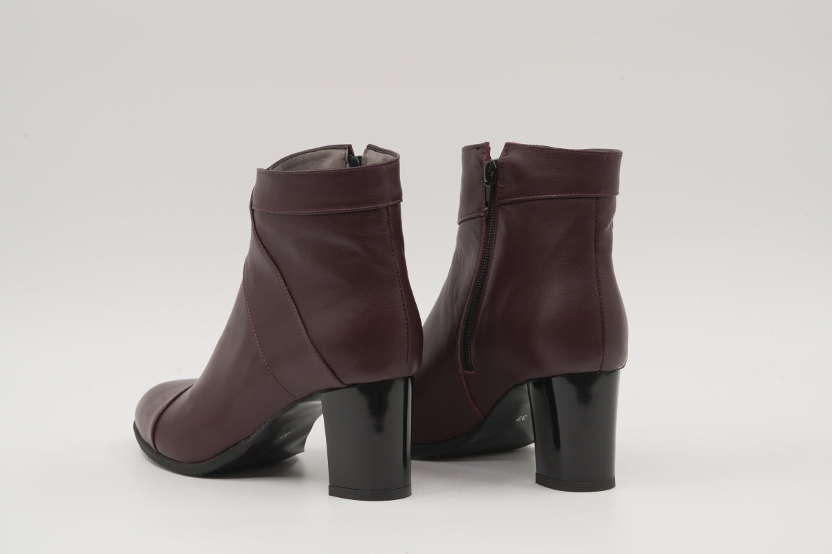 Ghete de dama din piele naturala Galarieli Electra