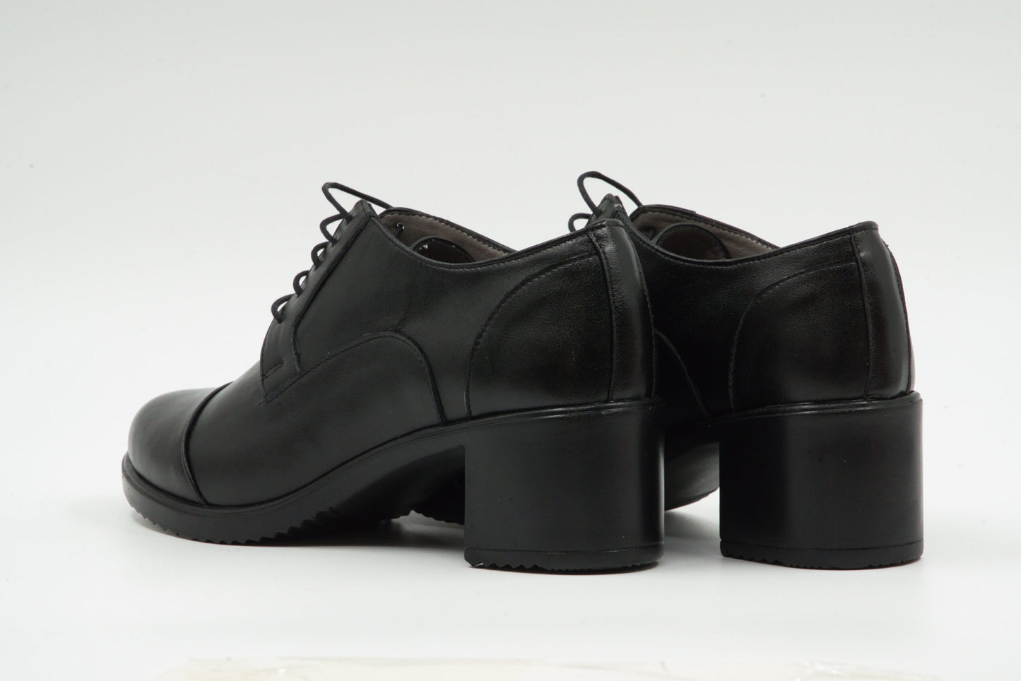 Pantofi de damă din piele naturală Galarieli Lily