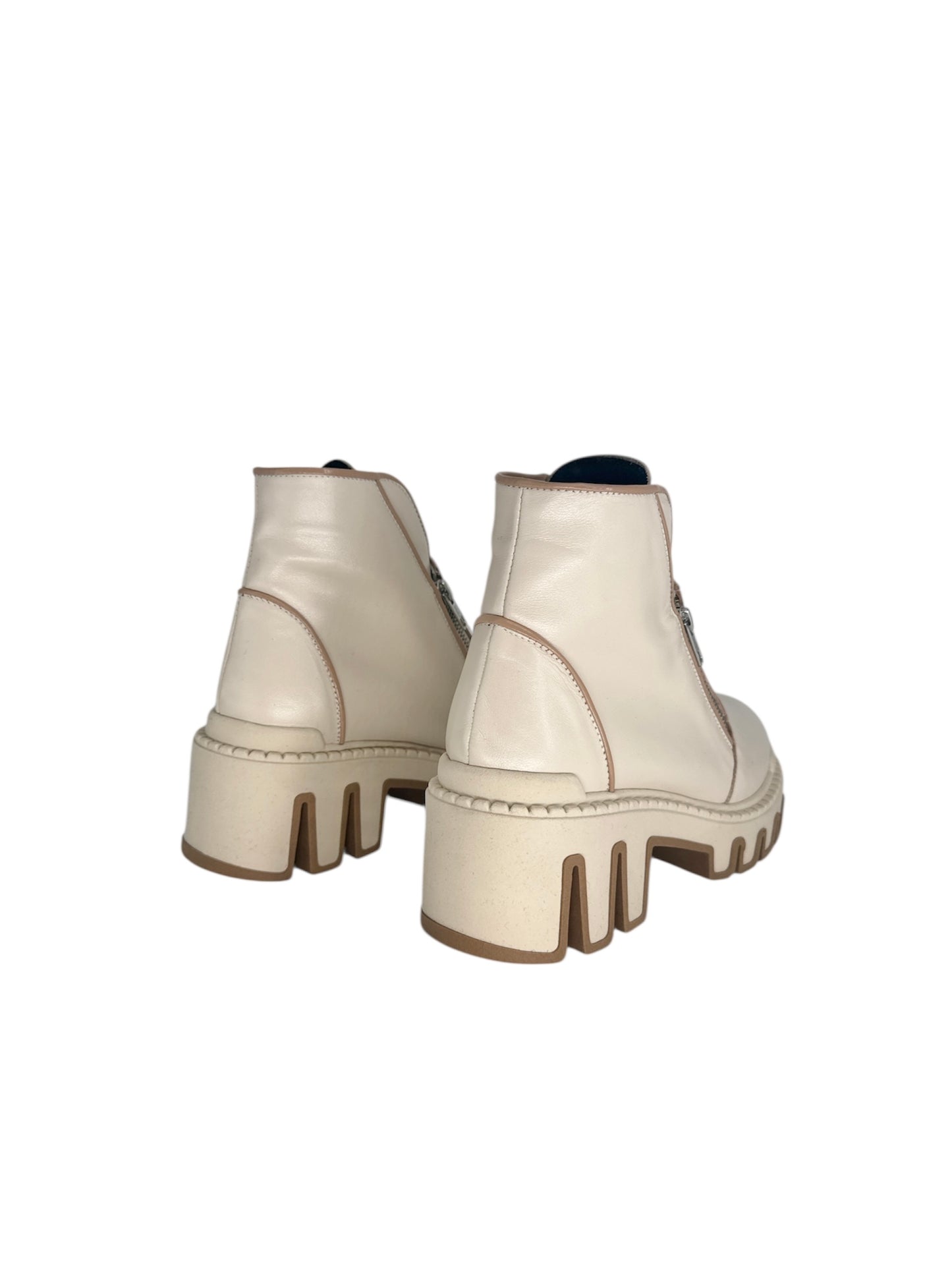 Ghete de dama din piele naturala Galarieli Cavelle